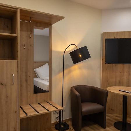 Hln Apartments Am Bahnhof Saarbrücken Zewnętrze zdjęcie
