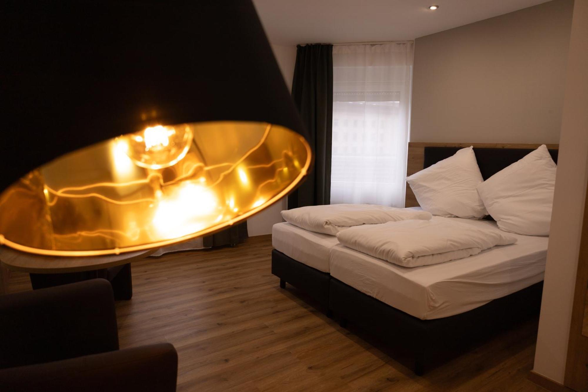 Hln Apartments Am Bahnhof Saarbrücken Zewnętrze zdjęcie